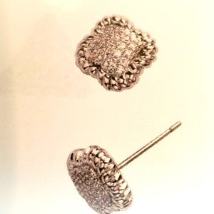 Park Lane~Taffy Earrings~Silver